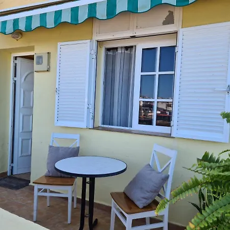 Casa Amarilla * Costa Adeje (Tenerife)